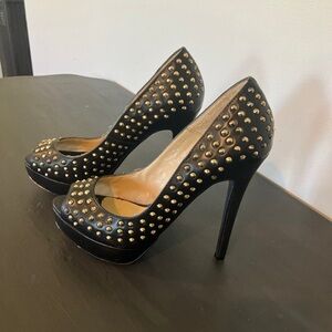 Centi Black Studded Pumps